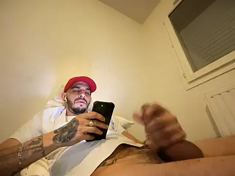 Rebeu313 live sex cam