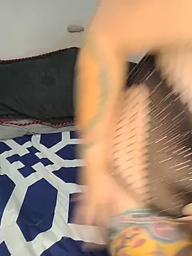 CurvyNoir live sex cam