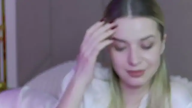 Touch_me live sex cam