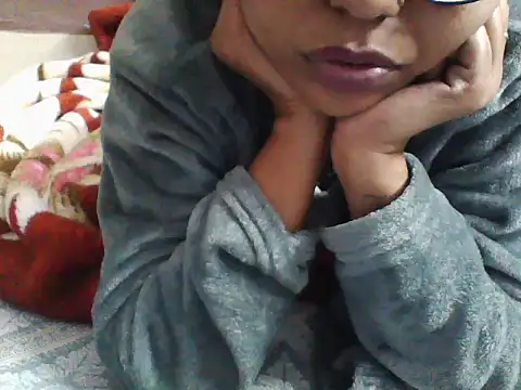 shalini_fire live sex cam