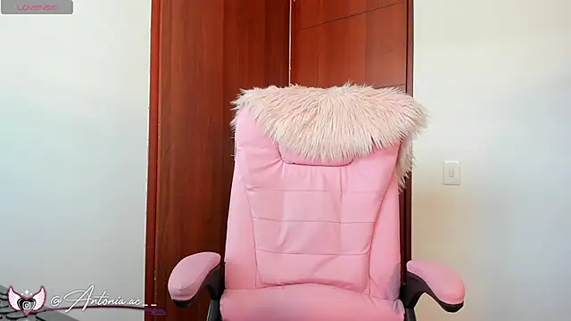 antoniaacxx live sex cam