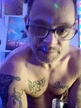 Buffshagswell live sex cam