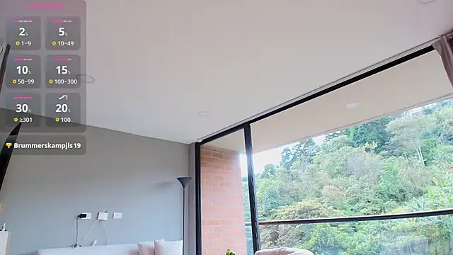 Helenbronwx live sex cam