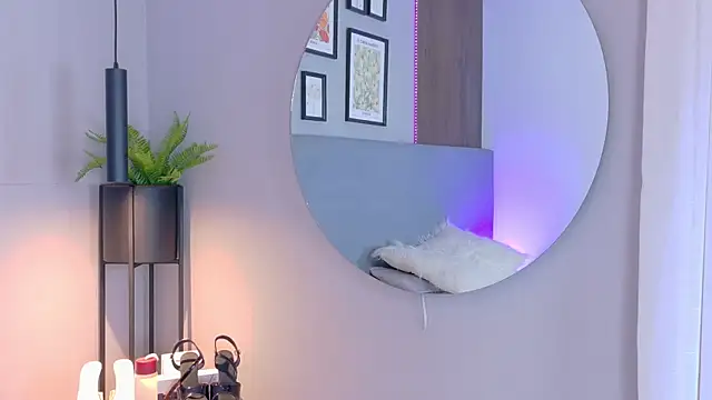 AlynAllen live sex cam