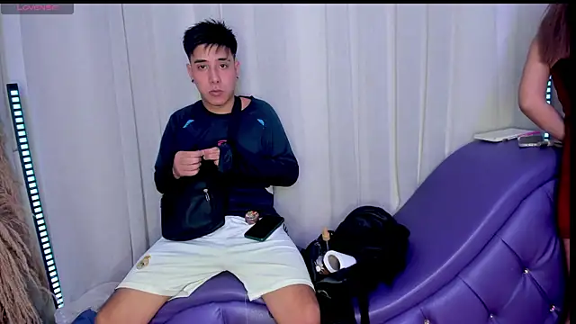 Yourslust_ live sex cam