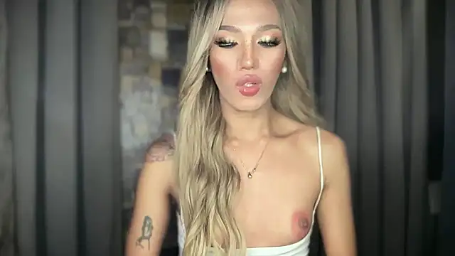 Hotsugarmollyxx live sex cam