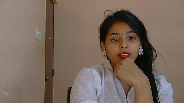 Cute-Simmi69 live sex cam