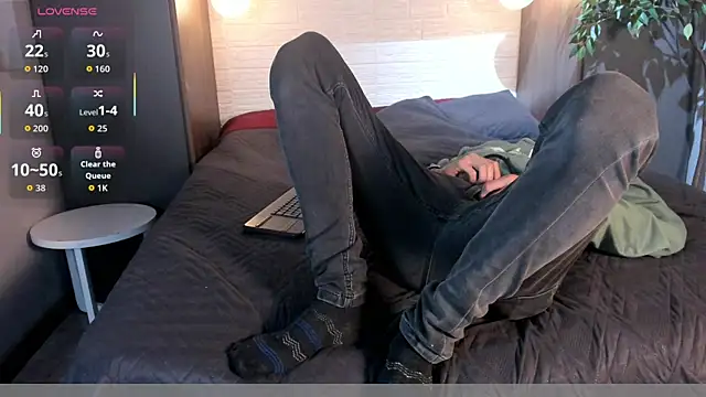 nicktorn live sex cam