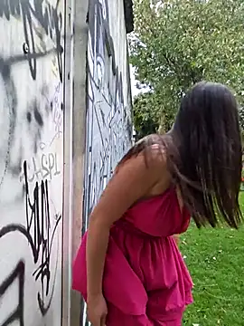 Alyshanon18 live sex cam