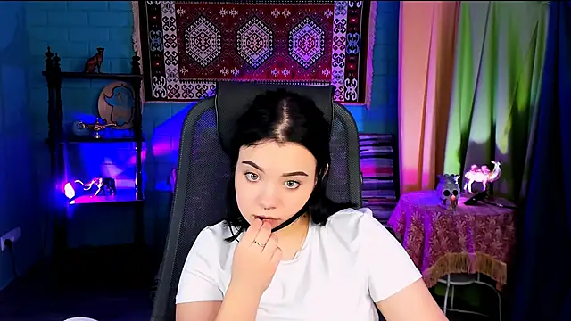 leslierowe_ live sex cam