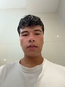 Logan_smith1 live sex cam