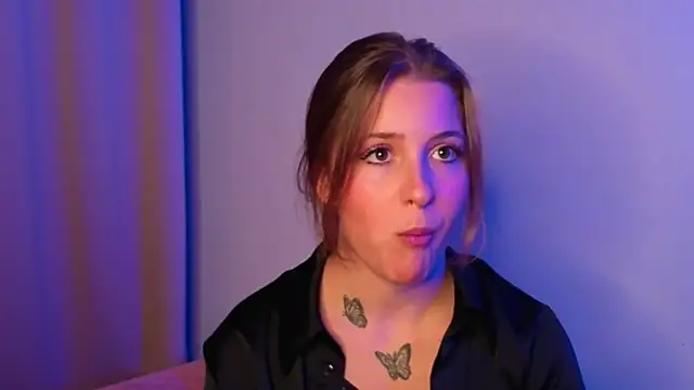 LoveSeekins live sex cam