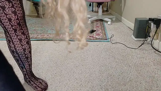 Emihaze live sex cam