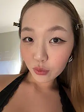 Aiko_Yumi live sex cam