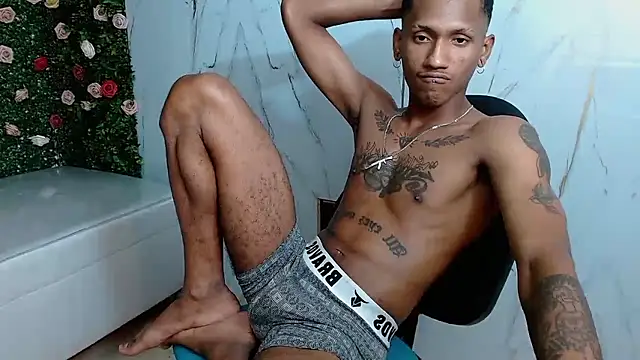 ManSant live sex cam