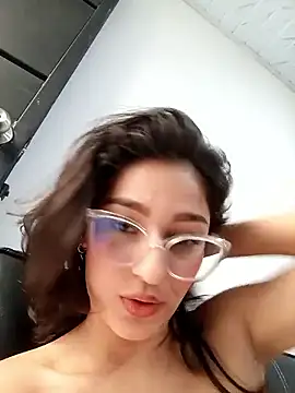Ary-18 live sex cam