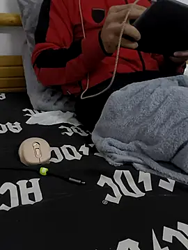 yazin19 live sex cam