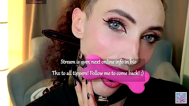 Queen_of_tease live sex cam