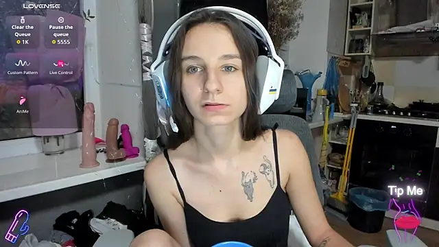 _Nika_Kik live sex cam