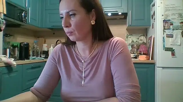 ALICAINWONDERLAND live sex cam