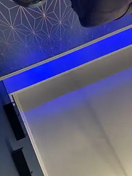 raen001 live sex cam