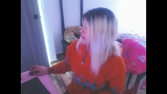 mystica_25 live sex cam