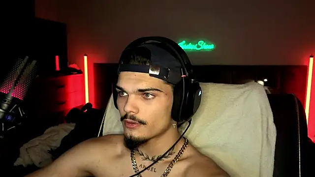 JordanShow live sex cam