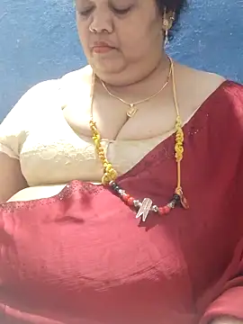 tamilthanushri live sex cam
