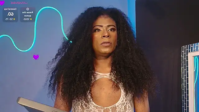 NaomiQueents live sex cam