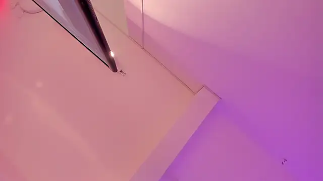 EmmaBakeer live sex cam