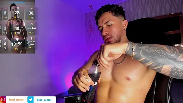 Brad_Summer live sex cam