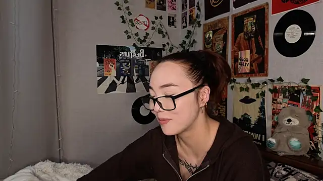 OdetteBiddy live sex cam
