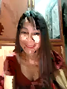 Yumyum_kiw live sex cam