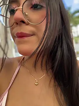 Juanita-Diaz live sex cam