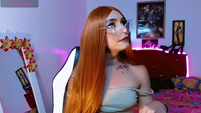 AdharaaMoon live sex cam