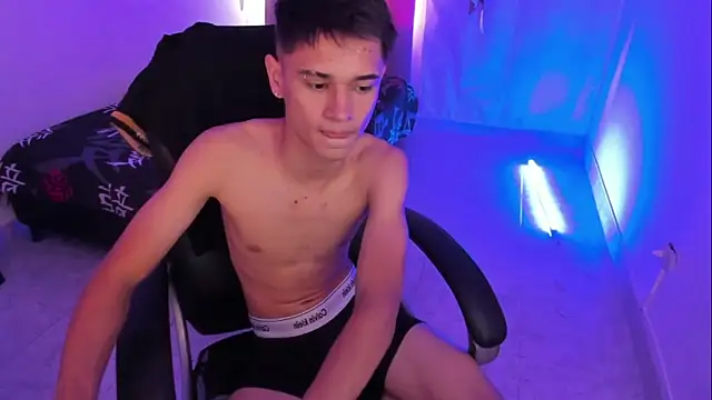 Aron_Boyy live sex cam