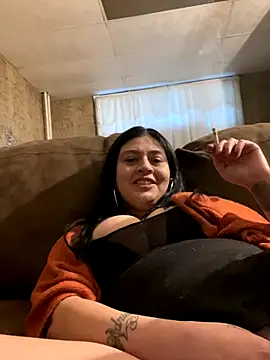 kriztal_pretty live sex cam