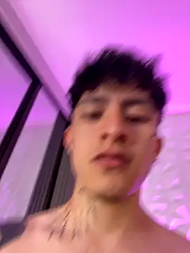 troy_rouge live sex cam