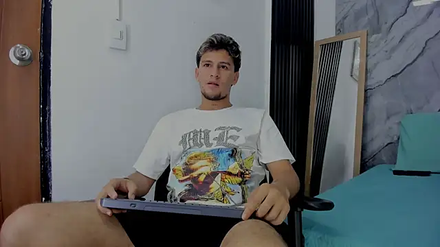 Alan-Smith1 live sex cam