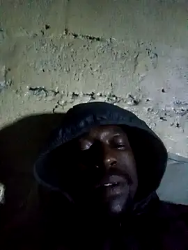 Singleandserching live sex cam