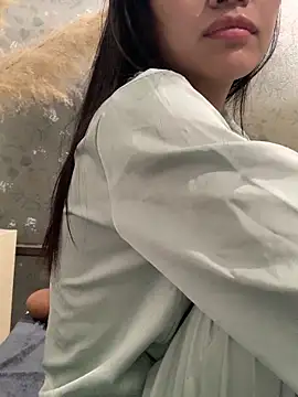 Tiny-122 live sex cam