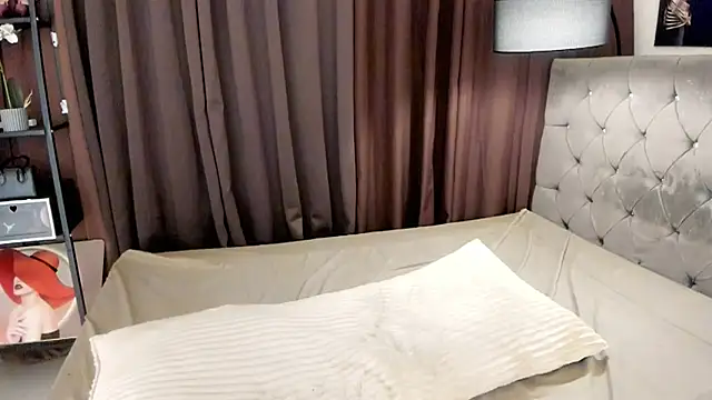 urfantasyhotbaby live sex cam