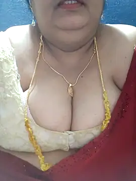 tamilthanushri live sex cam