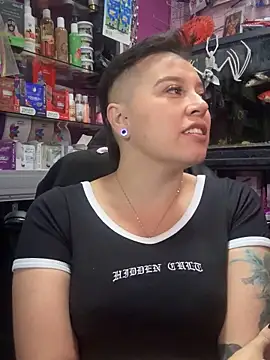 TamySweetness live sex cam