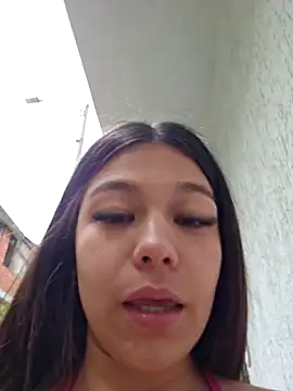 Alyshanon18 live sex cam