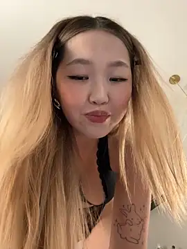 Aiko_Yumi live sex cam