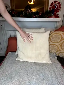 lola_tentatiion live sex cam