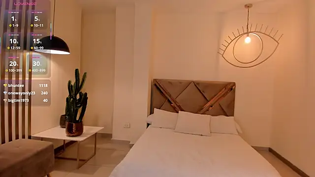 ToriCrossX live sex cam