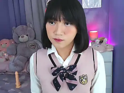 urlovelyfreya live sex cam