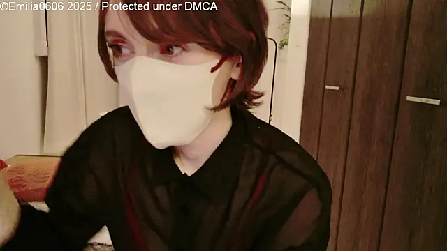 Emilia0606 live sex cam